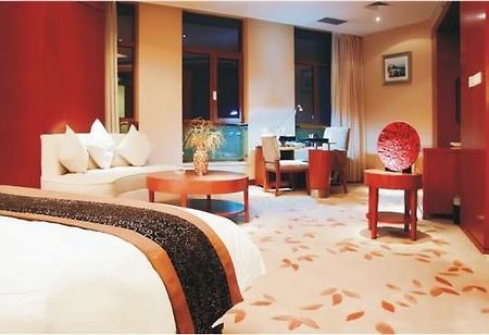Yulin Peoples Grand Hotel الغرفة الصورة
